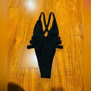 MATTE collection woman swim